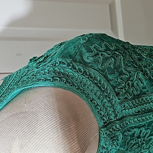 Suewong teal nocturne floral lace. Side zipper. Size 4. Sleevless. Excel… - Picture 7 of 16